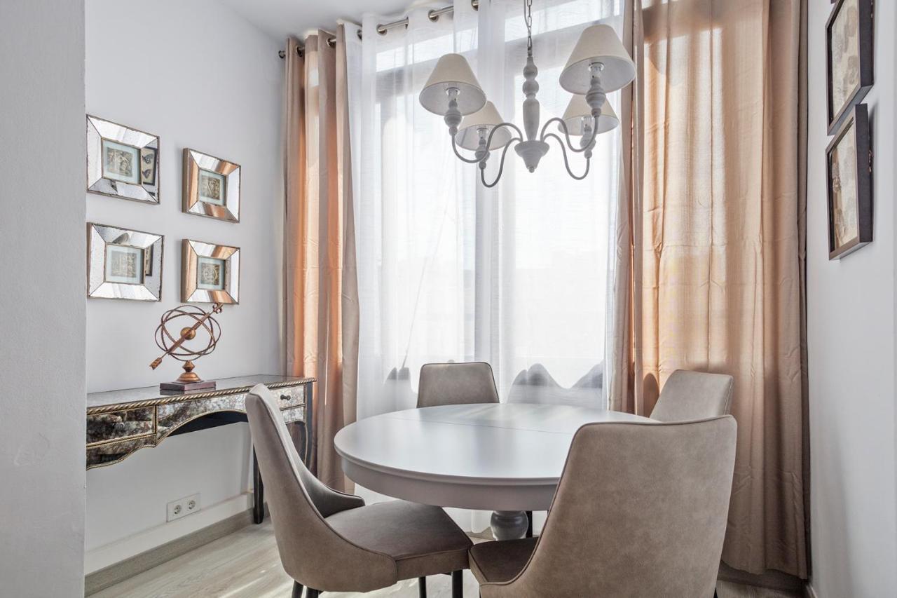 Alcam Books Apartment Barcelona Ngoại thất bức ảnh