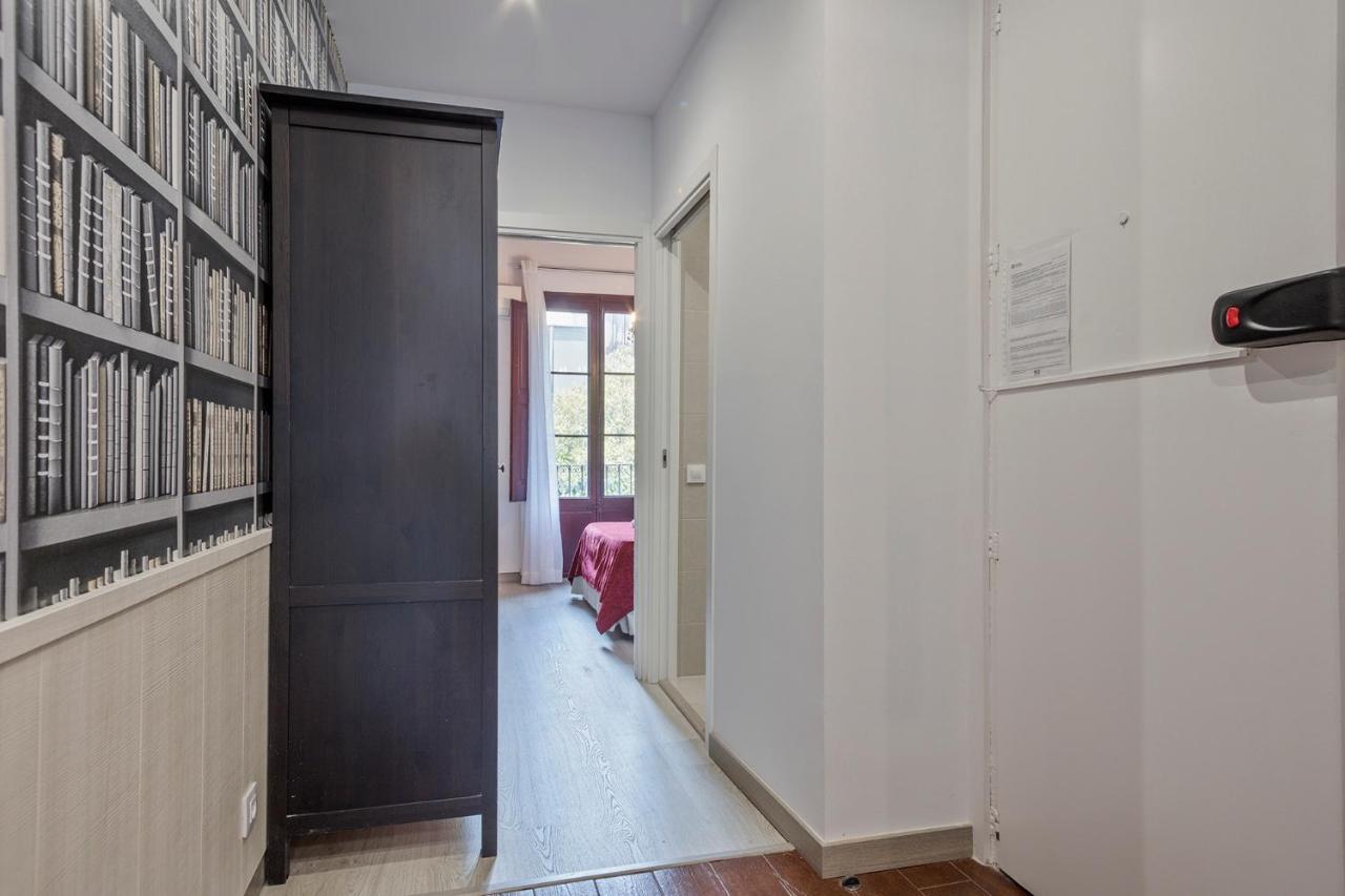 Alcam Books Apartment Barcelona Ngoại thất bức ảnh