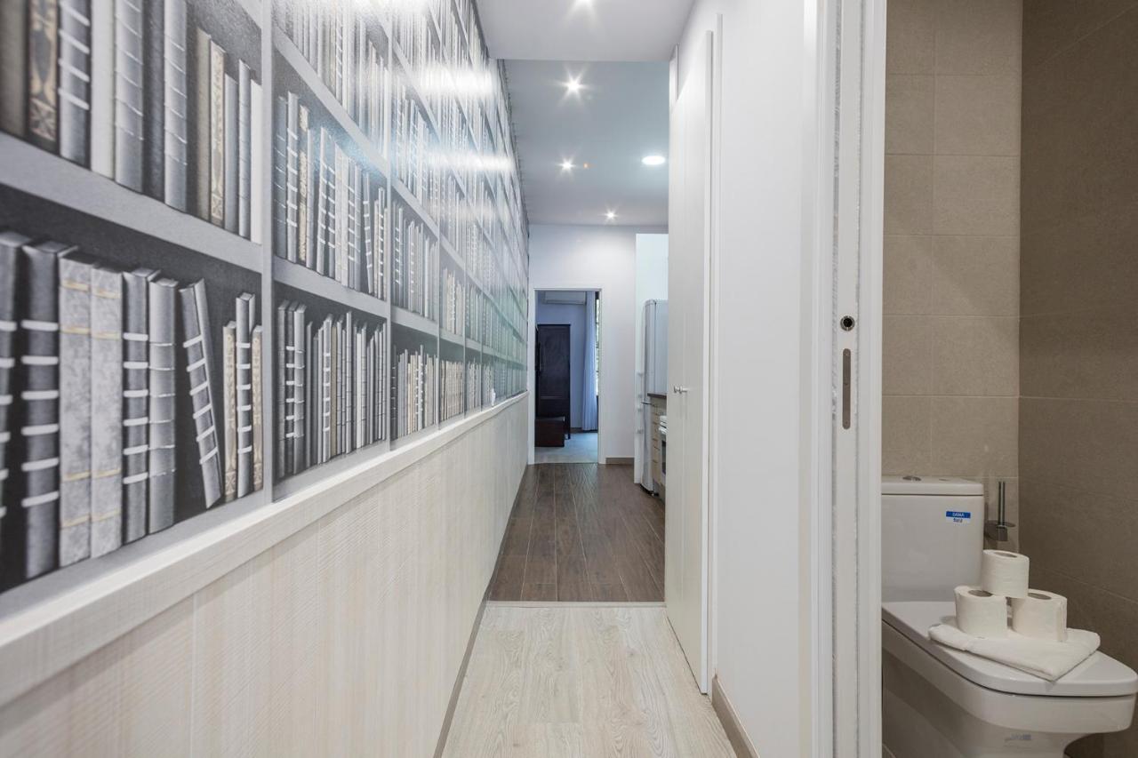 Alcam Books Apartment Barcelona Ngoại thất bức ảnh