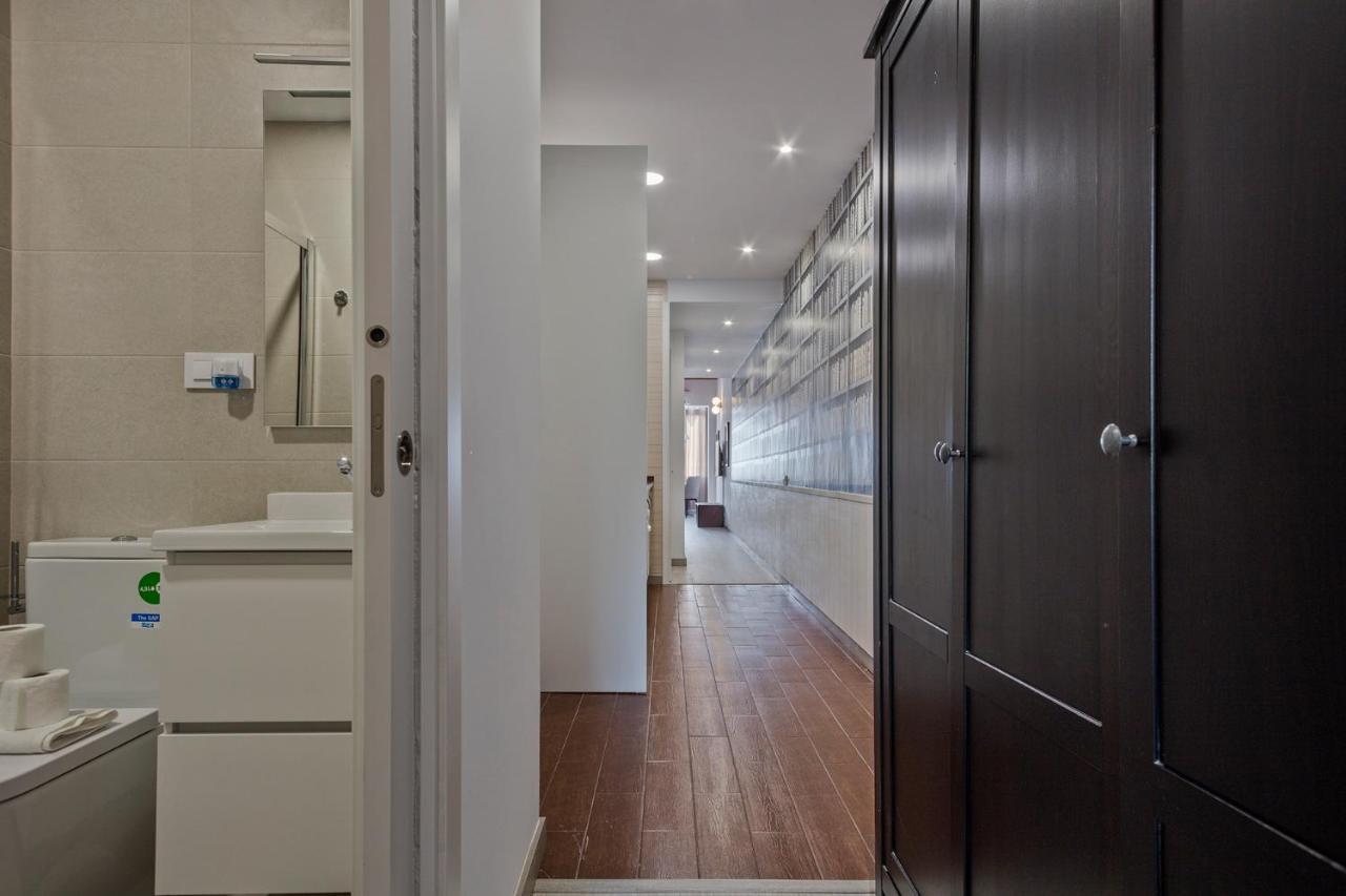 Alcam Books Apartment Barcelona Ngoại thất bức ảnh
