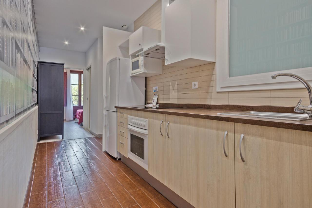 Alcam Books Apartment Barcelona Ngoại thất bức ảnh