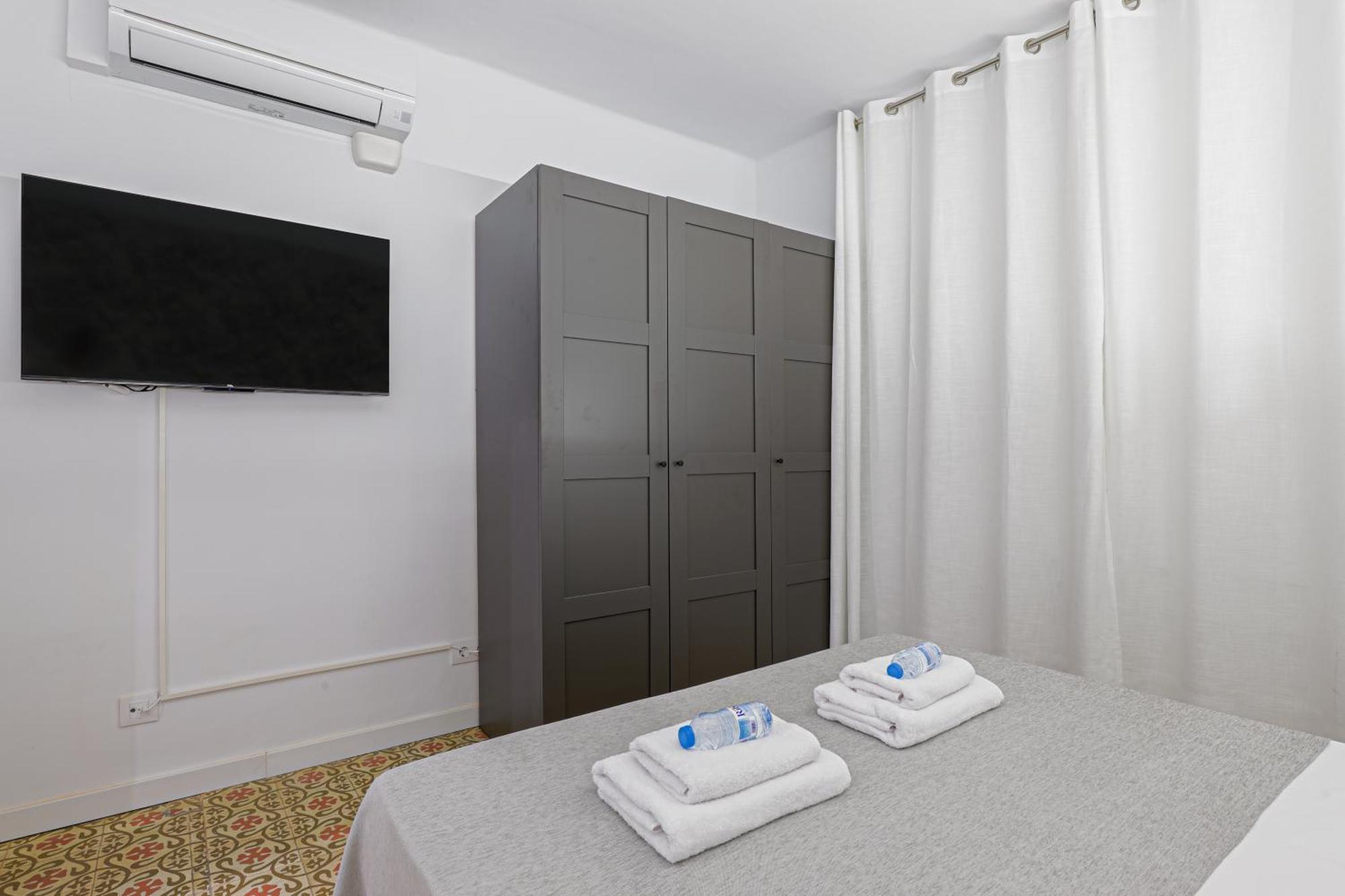 Alcam Books Apartment Barcelona Ngoại thất bức ảnh