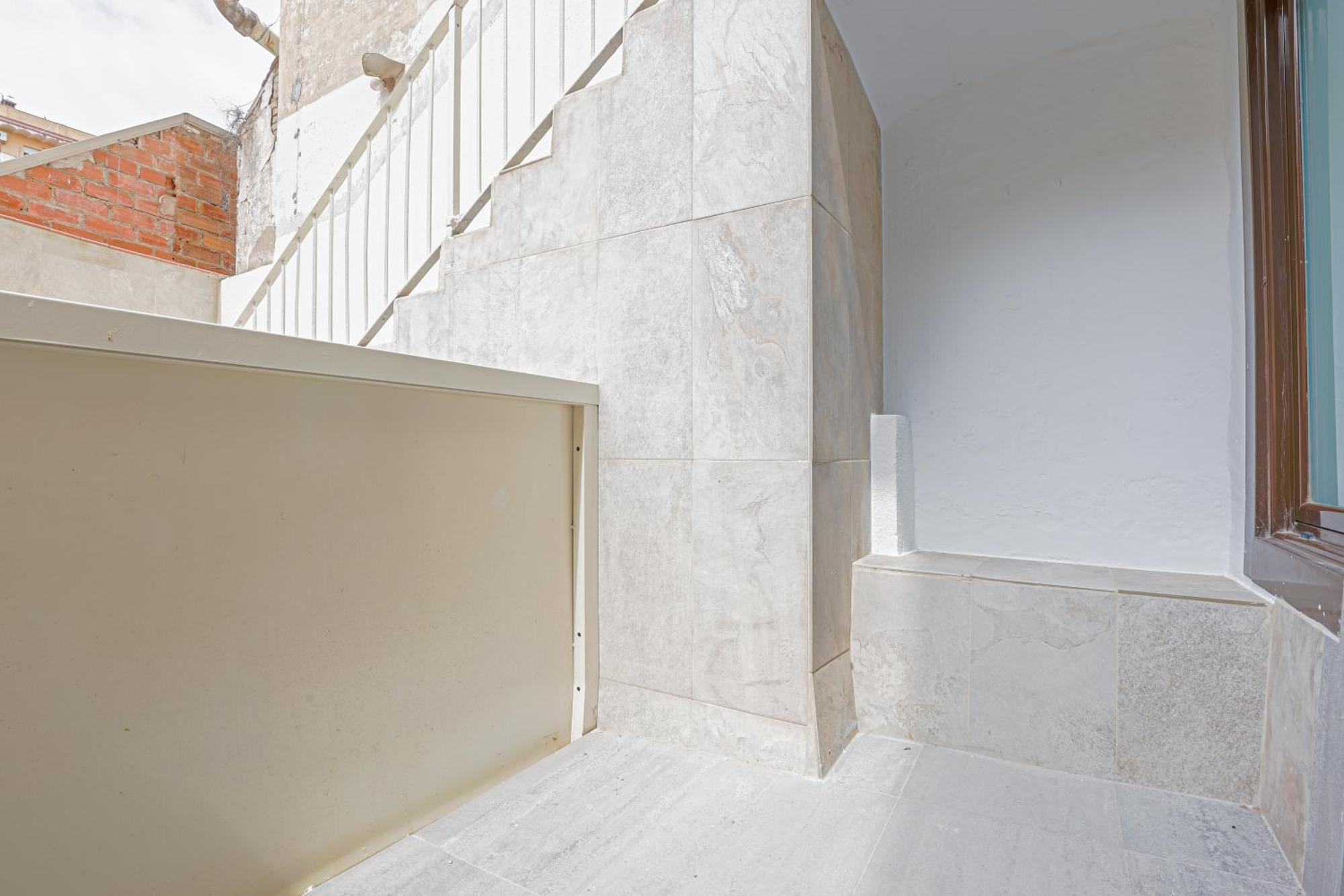 Alcam Books Apartment Barcelona Ngoại thất bức ảnh